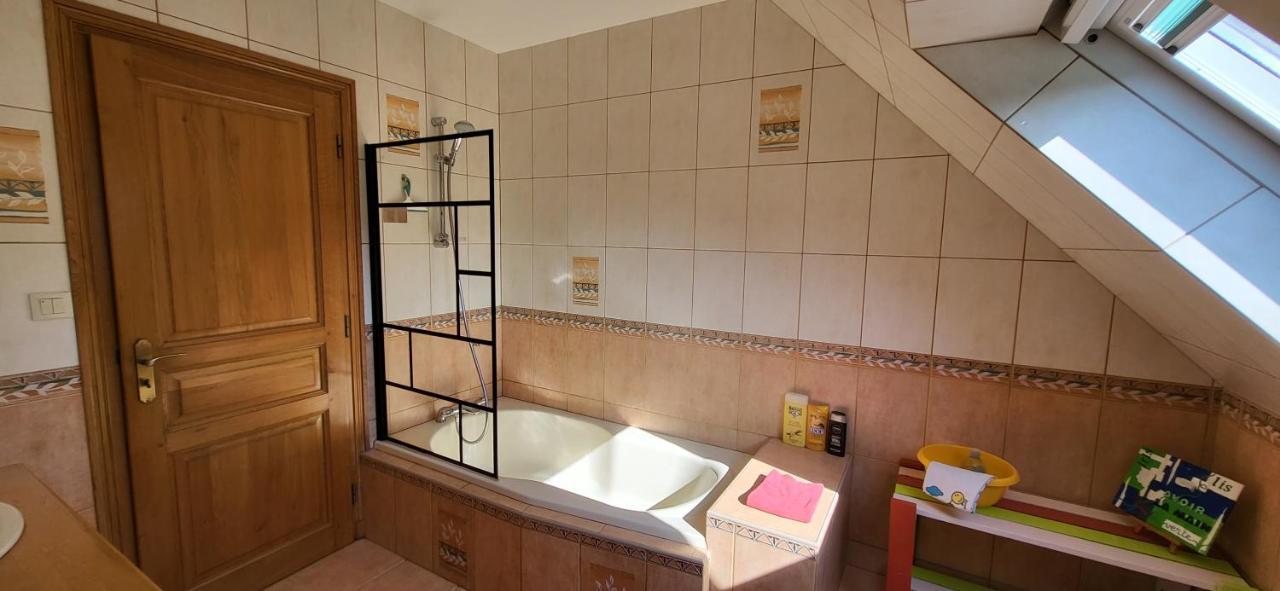Grande Chambre Sdb Privee Avec Balcon Lannion Exterior photo